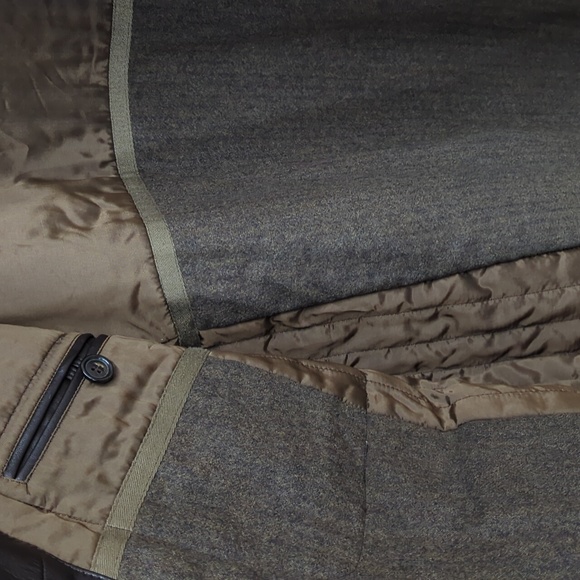 Hugo boss brown leather button up jacket size - Picture 3 of 4